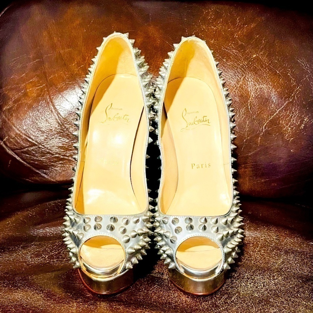 100% Authentic Christian Louboutin “Specchio” Lady Peep spikes. EU 38.5 140mm - Picture 3 of 8